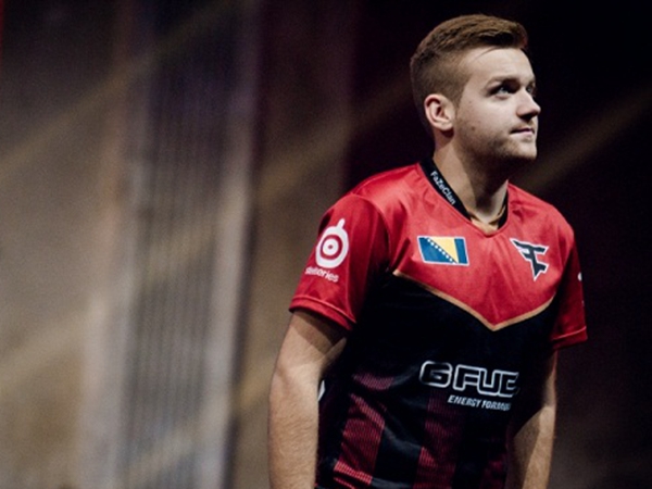 DK官宣大名单：中野不变 上单Burdol加入