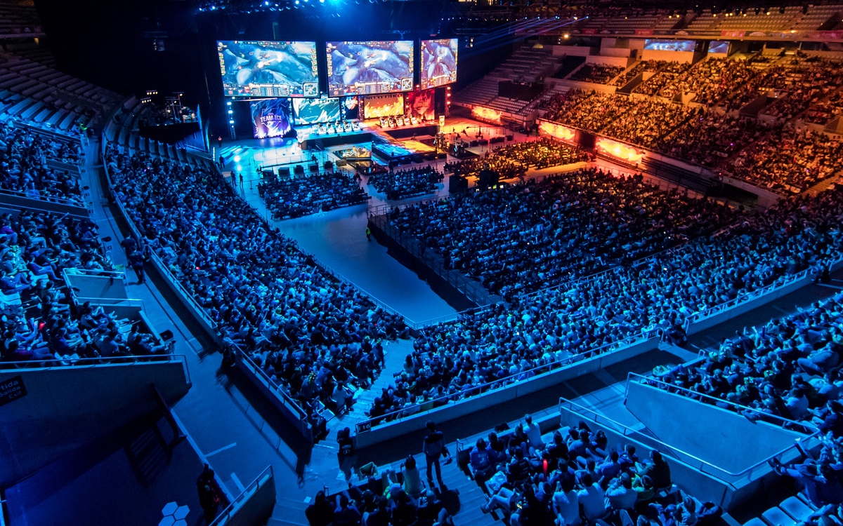 LGD群访 教练：我们中后期找机会能力比较强 恰好对面给了机会